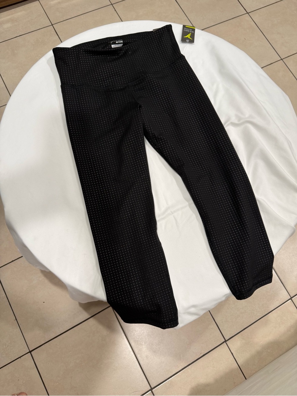 Old Navy Active Black Cropped High-Rise Leggings with Micro Dot Detail